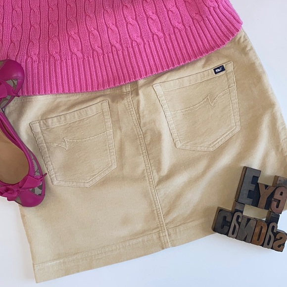 🐳VINEYARD VINES Jean Style Corduroy Skirt in Tan - Picture 3 of 8